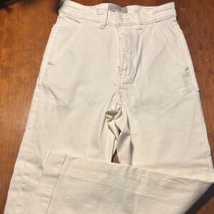 White straight leg crop pants/jeans